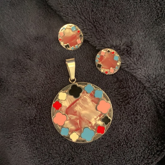 Imported Colorful Pendant and earrings in steel - Picture 4 of 8